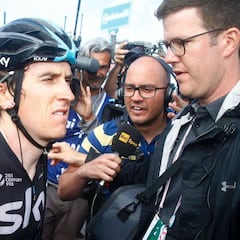 Thomas: “¿Qué cojones hacía esa moto aparcada ahí?”