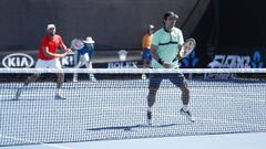 Peralta vence en Acapulco y se medirá a los hermanos Bryan