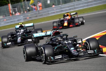 El campeonato 2020 de la máxima categoría del automovilismo sigue su curso y en septiembre se celebrarán tres Grandes Premios. Los aficionados de la Fórmula 1 regresarán a las gradas en Mugello, en lo que será el GP de Toscana, donde Ferrari festejará su carrera 100 dentro de la categoría. Debido a la pandemia del Covid-19 se pondrán 2,880 entradas a la venta.
-GP de Italia | 4-6 de septiembre
-GP de Toscana | 11-13 de septiembre
-GP de Rusia | 25-27 de septiembre