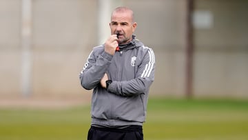 Paco L¨®pez durante un entrenamiento.