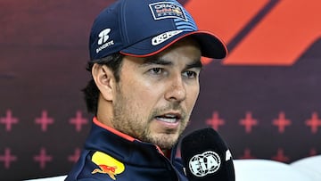 Lusail (Qatar), 28/11/2024.- Mexico driver Sergio Perez of Oracle Red Bull Racing team attends the press conference for the Formula 1 Qatar Grand Prix in Lusail Qatar, 28 November 2024. The Formula 1 Qatar Grand Prix will be held on 01 December 2024, (Fórmula Uno, Catar) EFE/EPA/NOUSHAD THEKKAYIL