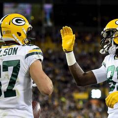 Rodgers y los Packers usan de tapete a unos inofensivos Bears