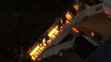 Vídeo: Nicolás Maduro aterriza en Nueva York, baja esposado y resguardado