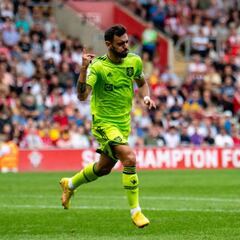 Fernandes leads Manchester United’s resurgence