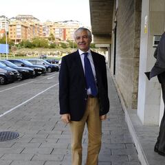 Pernía, expresidente del Racing, será juzgado en noviembre