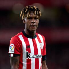 Nico Williams reabre sus perfiles en las redes sociales