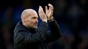 Ljungberg leaves Arsenal to pursue managerial career