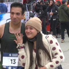 ¡Con una petición de matrimonio incluida! Las emociones del Maratón de Santiago