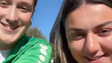 Dos españolas van a EEUU y casi tienen que sacar el mapa tras revelar que les gusta la tortilla de patatas