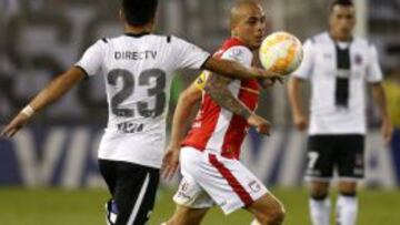 Omar P&eacute;rez, protagonista del triunfo de Santa Fe ante Colo Colo.