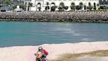 <b>CON CALMA. </b>Marc Coma, ayer en el prólogo de Abu Dhabi.