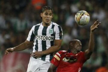 Nacional se quedó con el liderato del torneo tras vencer 3-1 al Medellín con goles de Velásquez, Guerra y Duque.