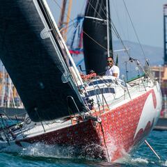 Merediz navega contracorriente hacia la Global Solo Challenge