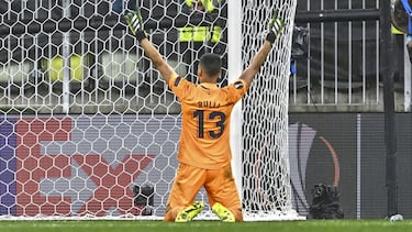 When was the last time Manchester United won a cup final?