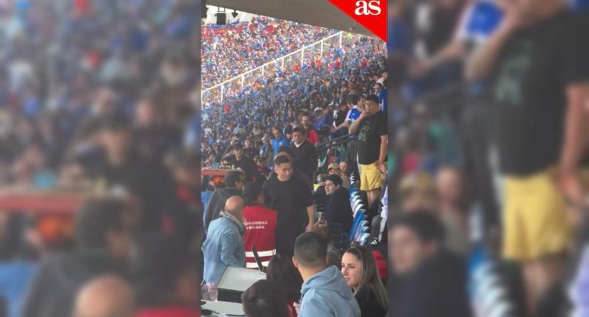 No fue citado, apareció en la tribuna del Nacional y los hinchas de la U reaccionaron así