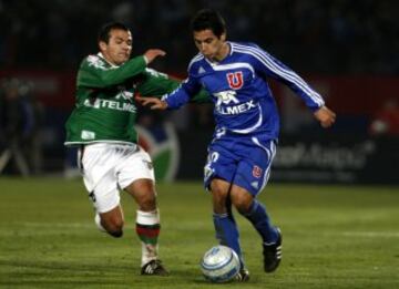 Estuvo largas temporadas a buen nivel en el fútbol holandés, pero su retorno terminó siendo un fiasco. Jugó poco y nada.