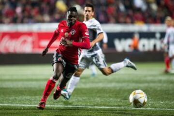 Los Xolos vencieron 3-2 a los esmeraldas, sin embargo, al final quedaron fuera tras el 3-0 de la ida. Así se vivió el partido en el Caliente.