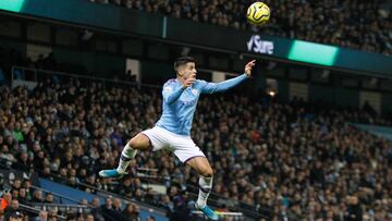 Joao Cancelo, en un partido con el City.