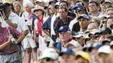 <b>POR LOS PELOS.</B> Sergio García decepcionó a sus incondicionales seguidores estadounidenses.