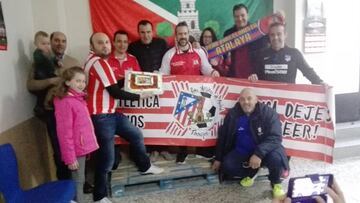 Comida de hermandad de peñas del Atleti y Barça en Torrijos