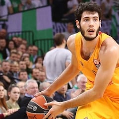 Álex Abrines, Mejor Joven de la Euroliga; Luka Doncic, cuarto