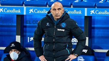 Abelardo Fernandez, head coach of Deportivo Alaves, during the Spanish league, La Liga Santander, football match played between Deportivo Alaves and Club Atletico Osasuna at Mendizorroza stadium on February 27, 2021 in Vitoria, Spain.
 AFP7 
 27/02/2021 O