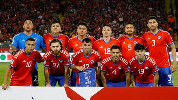 Futbol, Chile vs Paraguay
Quinta fecha, eliminatorias al mundial 2026.
Los jugadores de la seleccion chilena son fotografiados durante el partido de clasificacion al mundial 2026 contra Paraguay disputado en el estadio Monumental de Santiago, Chile.
16/11/2023
Dragomir Yankovic/Photosport

Football, Chile vs Paraguay
5nd turn, 2026 World cup qualifiers.
Chile’s players are pictured during the 2026 World Cup qualifier match against Paraguay held at the Monumental stadium in Santiago, Chile.
16/11/2023
Dragomir Yankovic/Photosport