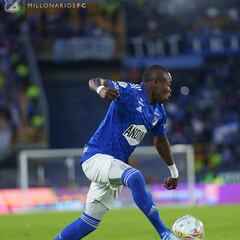 Benfica estaría siguiendo a Carlos Gómez en lugar de Daniel Ruiz