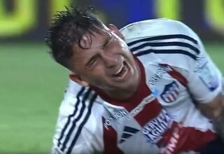 La criminal patada a Paiva que impacta al mundo: no hay ninguna peor este año