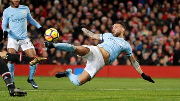 Manchester United 1-2 Manchester City: as it happened, goals