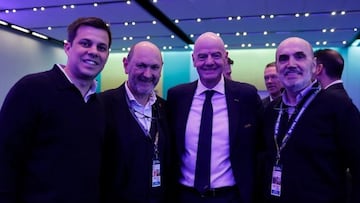 Rafael Louzán y Gianni Infantino en Vancouver.