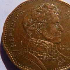 Así es la moneda de $50 pesos que se vende hoy por $90.000 pesos: cómo saber si tengo una y cuántas hay