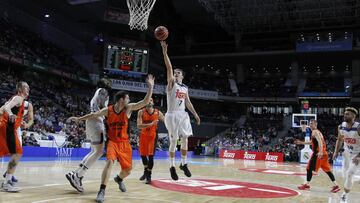 Doncic ya deja huella en la Liga: 23 puntos y 11 asistencias
