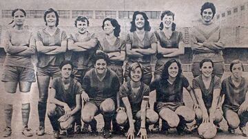 Una alineaci&oacute;n del Barcelona femenino, en 1973.