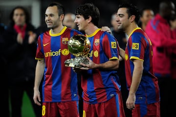 Xavi, Iniesta y Messi coparon el podio para el Bal¨®n de Oro en 2010. Premio que al final alzar¨ªa el argentino.