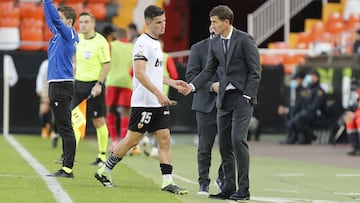 28/11/20 PARTIDO PRIMERA DIVISION
VALENCIA CF - ATLETICO DE MADRID
HUGO GUILLAMON CAMBIO JAVI GRACIA