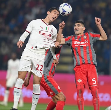Johan Vásquez se suma a la concentración del Tri en Girona