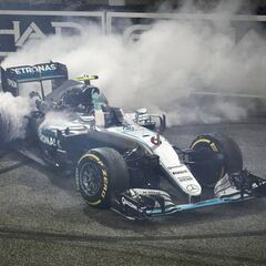 Lo mejor de 2016: Nico Rosberg tocó el cielo y se marchó a casa