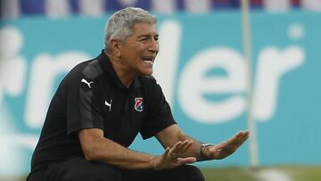 Octavio Zambrano, técnico de Medellín