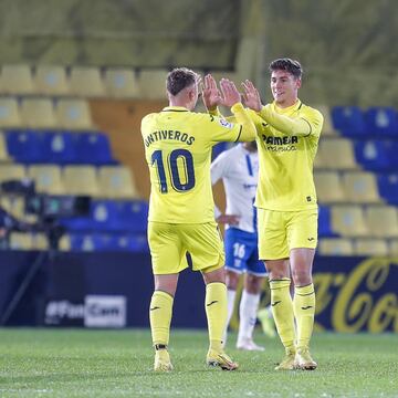 Collado fue el otro factor diferencial del Villarreal B ante el Tenerife. El delantero se echó el equipo a la espalda para salvar el empate. Primero, provocó un penalti; y después, marcó de cabeza el tanto que puso el definitivo 2-2.
