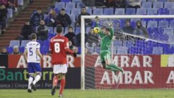 El Zaragoza sigue atascado