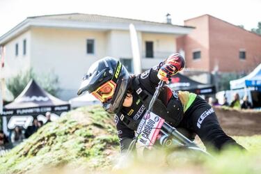 Carballo se queda a tres décimas de la victoria en Sant Andreu