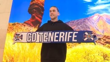 Oficial: Álvaro Jiménez, primer fichaje invernal