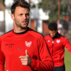 "Volvería a la U en la B, pero no van a descender"