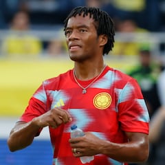 Médicos de Inter atentos a molestia de Cuadrado con Selección