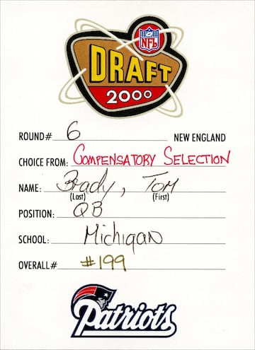 Tom Brady egresó de la Universidad de Michigan y llegó a la NFL en el Draft del 2000, fue seleccionado en la posición 199 por los Patriots.