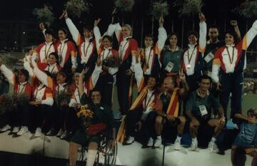 El oro más inesperado de Barcelona92. Fue el primer oro olímpico de un equipo español y el único de una selección femenina hasta la fecha. Apodadas las chicas de oro ganaron por 2-1 a Alemania gracias a un gol marcado en la prórroga, y eso que el primer partido que jugaron en los juegos fue contra las alemanas y empataron a 2.  