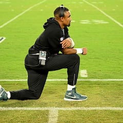 Will Jalen Hurts play in the preseason game against the Patriots?