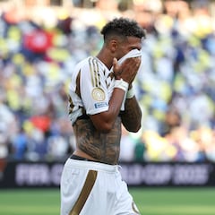 Denis Bouanga erró un penal que apagó la luces para LAFC en el Mundial de Clubes