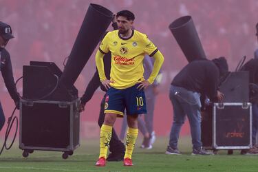 Tres jugadores tendrían las horas contadas en América